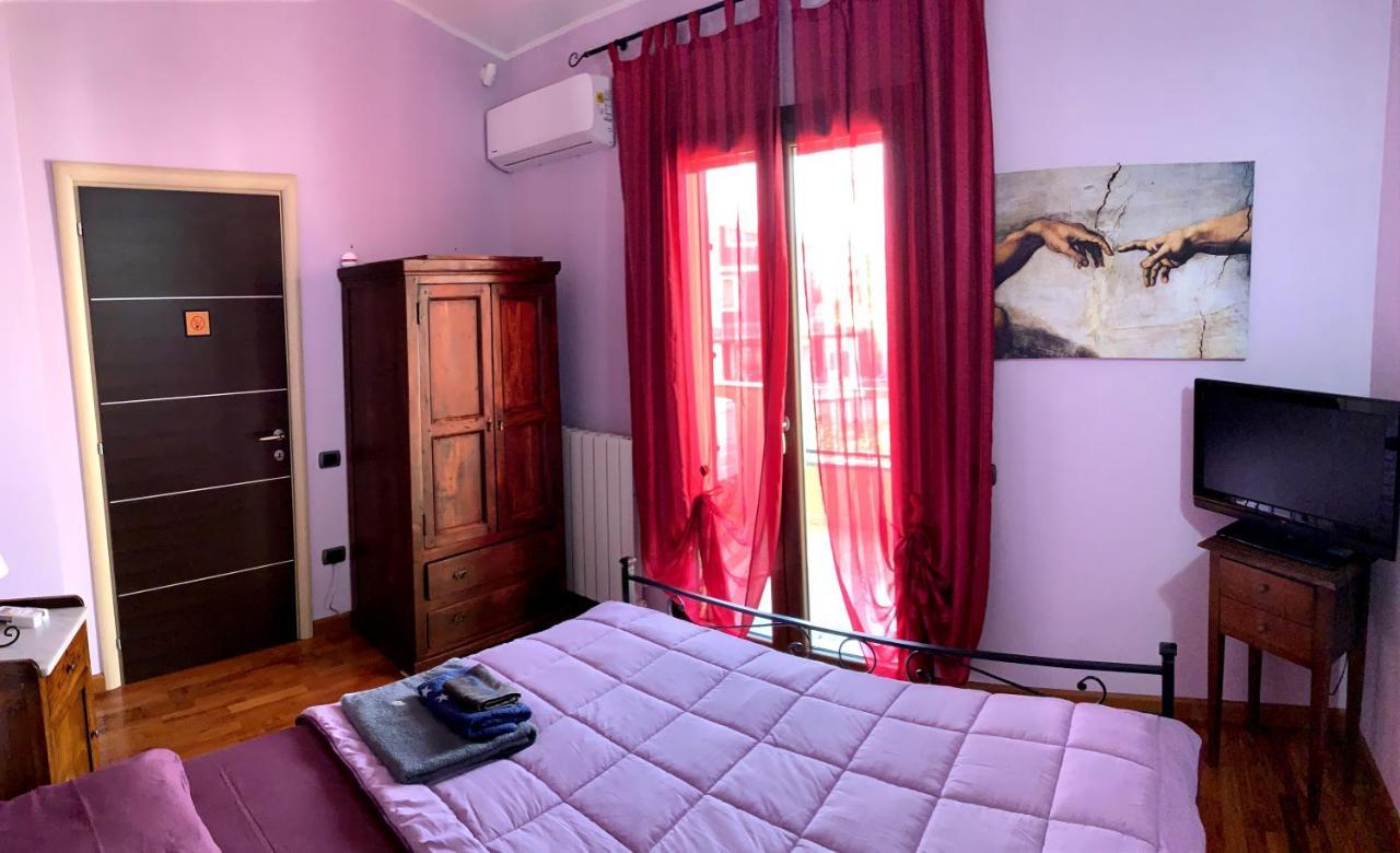 Alex Room Airport Elmas Екстер'єр фото